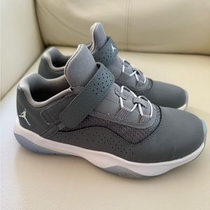 Nike Jordan 11 XI Cool Grey lows, kid size 3